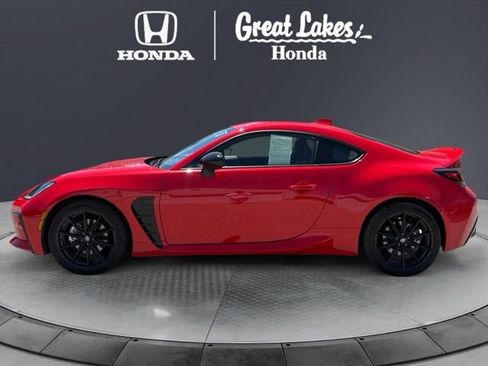 Used 2023 Toyota GR86 Premium w/ ALL Weather Mat Package (TMS) RWD image 3