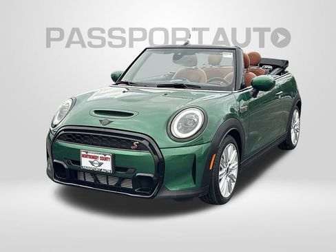 Used 2023 MINI Cooper S w/ Signature Upholstery Package image 2