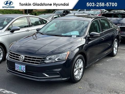 Used 2018 Volkswagen Passat 2.0T S w/ Driver Assistance Package FWD image 1