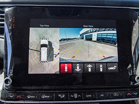 Used 2023 Jeep Wagoneer Series II w/ Convenience Group I image 13