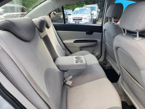 Used 2007 Hyundai Accent GLS image 23