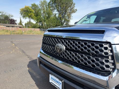 Used 2020 Toyota Tundra SR5 w/ TRD Off-Road Plus Package AWD/4WD image 5