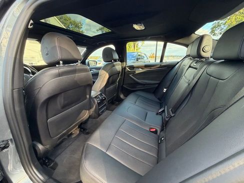 Used 2021 BMW 530i xDrive w/ Convenience Package image 25