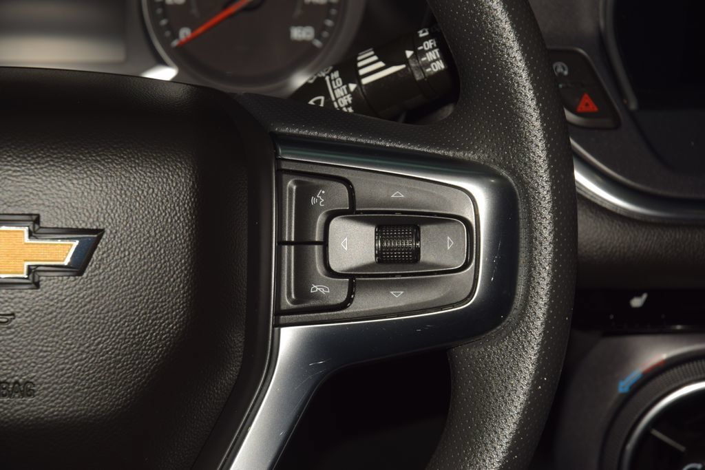 Used 2024 Chevrolet Blazer LT w/ Convenience Package FWD image 40