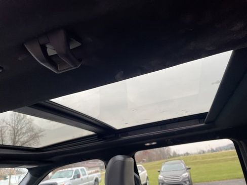 Used 2021 Ford F150 Lariat w/ Equipment Group 502A High image 9