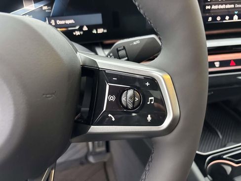 New 2026 BMW i5 eDrive40 w/ M Sport Package AWD/4WD image 39