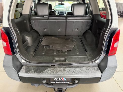 Used 2015 Nissan Xterra PRO-4X w/ Pro-4x Leather Package AWD/4WD image 9