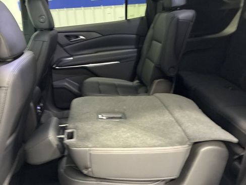 Used 2026 Chevrolet Traverse LT AWD/4WD image 33