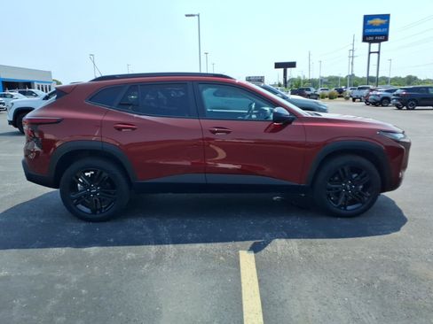 Used 2024 Chevrolet Trax ACTIV FWD image 26