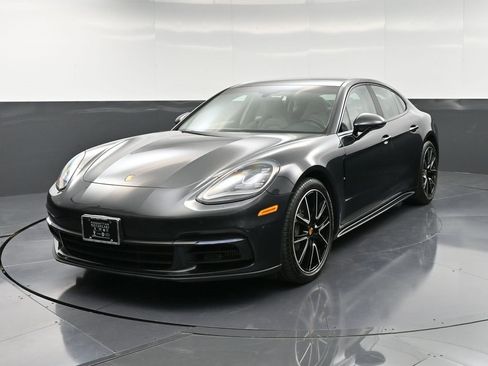 Certified 2018 Porsche Panamera 4S image 6