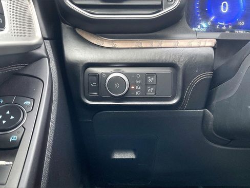 Used 2020 Ford Explorer Platinum w/ Premium Technology Package image 35