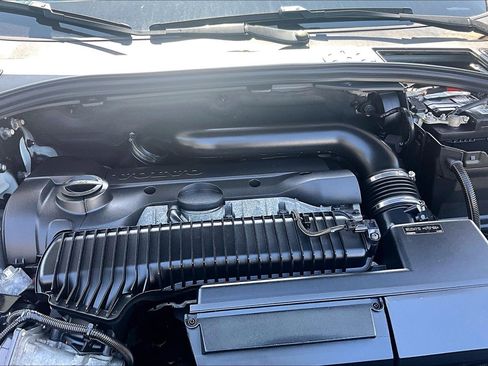 Used 2015 Volvo S60 T5 Premier image 9