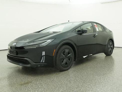 New 2026 Toyota Prius LE image 17
