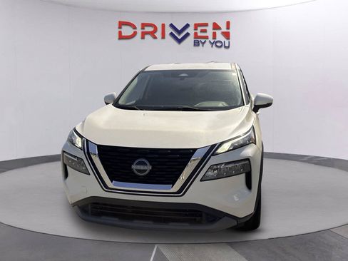 Used 2023 Nissan Rogue SV FWD image 8