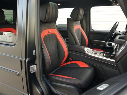 Used 2025 Mercedes-Benz G 63 AMG 4MATIC image 4