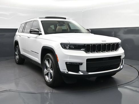 Used 2021 Jeep Grand Cherokee L Limited RWD image 9