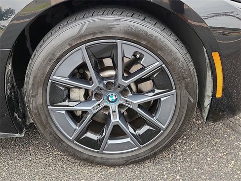 Used 2024 BMW i4 eDrive40 w/ Premium Package image 7