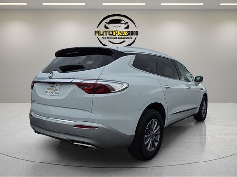 Used 2024 Buick Enclave Premium AWD/4WD image 7