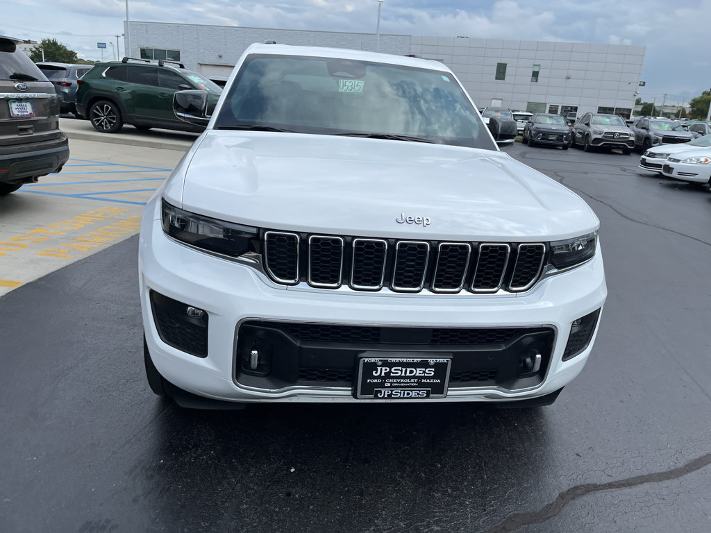Used 2023 Jeep Grand Cherokee Overland RWD image 5