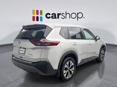 Used 2022 Nissan Rogue SV AWD/4WD image 5