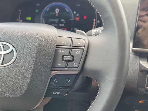Certified 2025 Toyota Camry SE w/ Convenience Package FWD image 21