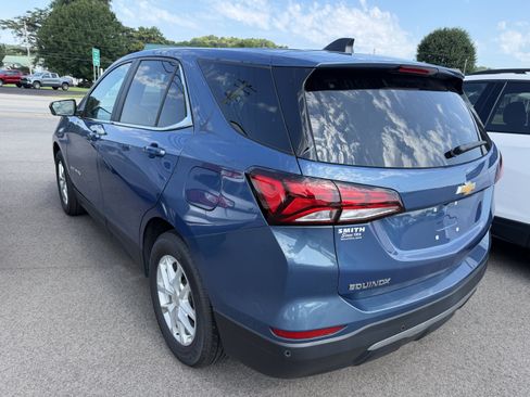 Used 2024 Chevrolet Equinox LT w/ LPO, Floor Liner Package FWD image 4