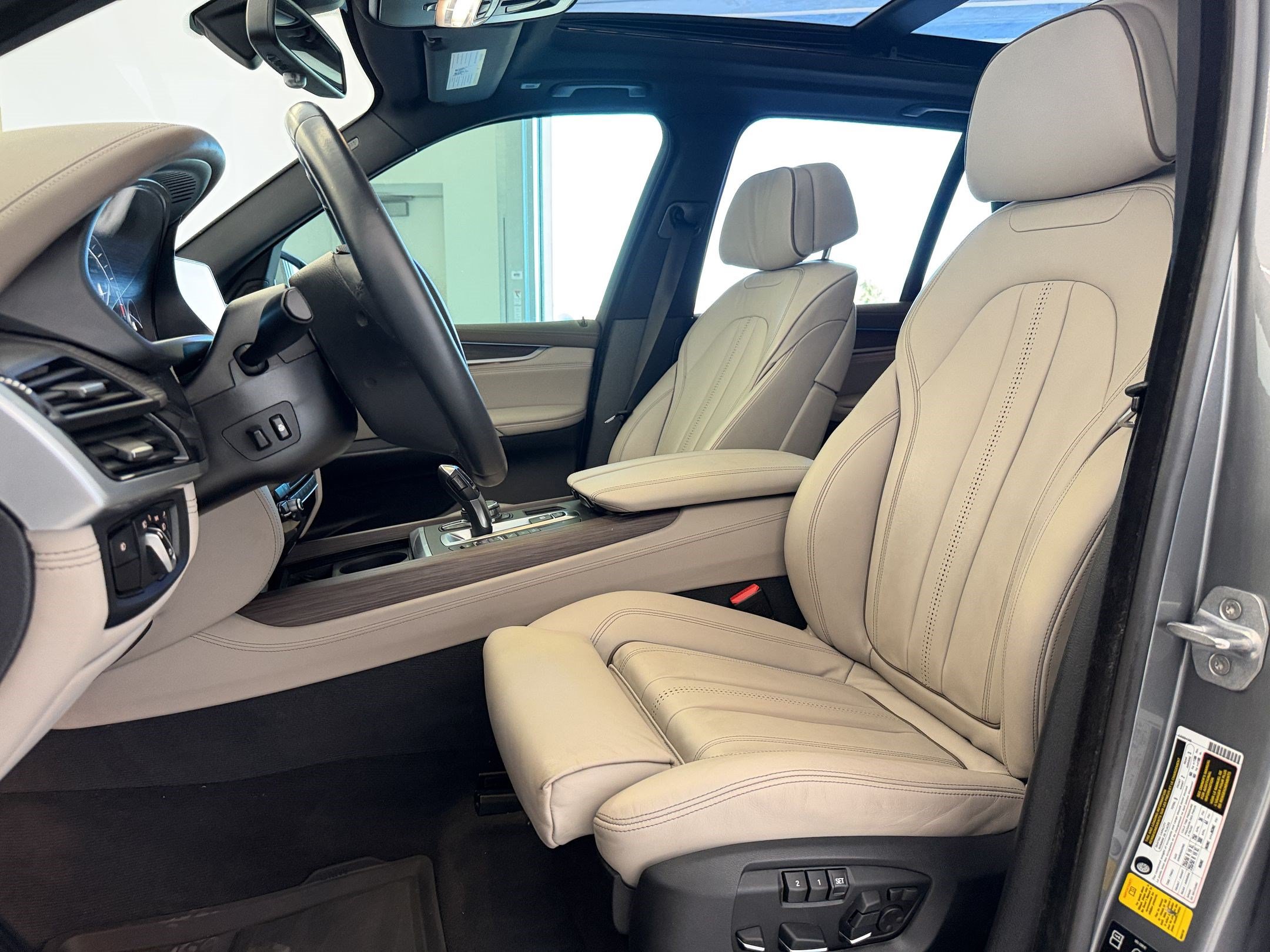 Used 2017 BMW X5 xDrive35i AWD/4WD image 5