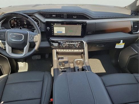 Used 2026 GMC Sierra 1500 Denali AWD/4WD image 11