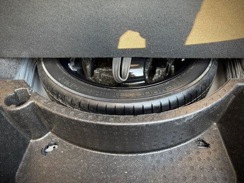 Used 2013 Cadillac XTS Premium image 43