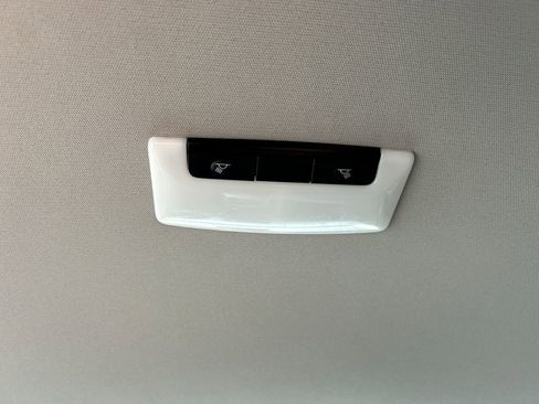 Used 2023 Nissan Altima 2.5 S FWD image 36