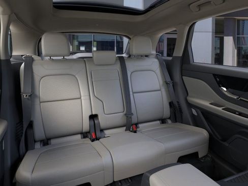 New 2026 Lincoln Corsair Grand Touring image 33