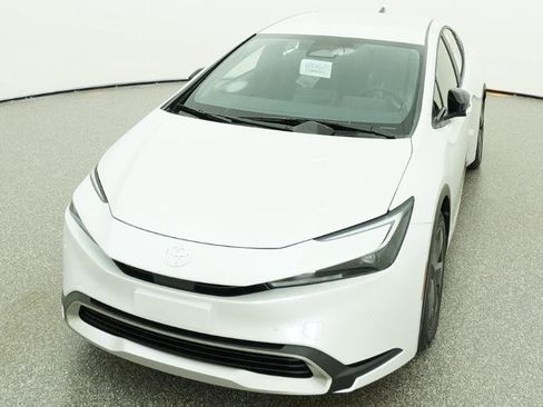 New 2026 Toyota Prius Plug-In Hybrid FWD image 26