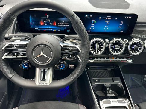 New 2026 Mercedes-Benz GLB 35 AMG 4MATIC image 25