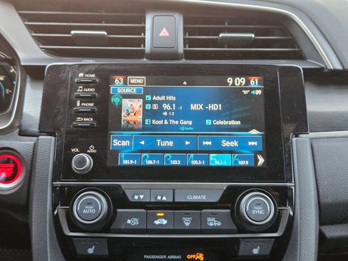 Used 2021 Honda Civic EX image 17
