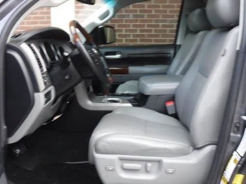 Used 2012 Toyota Tundra Limited w/ Platinum Pkg image 8