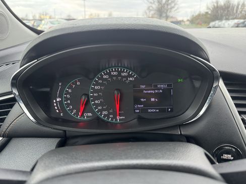 Used 2019 Chevrolet Trax LT w/ LT Convenience Package image 27