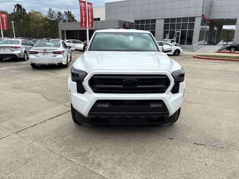 New 2026 Toyota Tacoma SR5 image 10