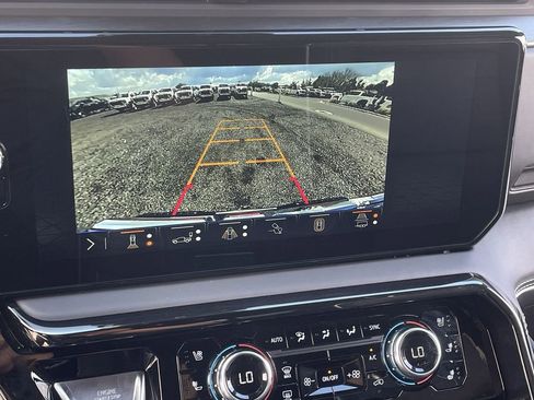 Used 2025 GMC Sierra 1500 AT4X image 15