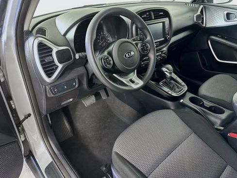 Certified 2021 Kia Soul LX FWD image 18