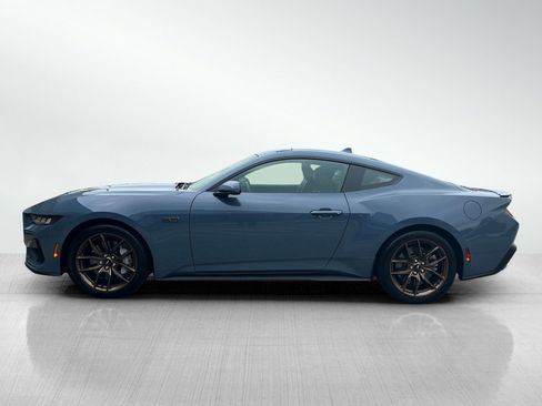 Used 2025 Ford Mustang GT Premium RWD image 3