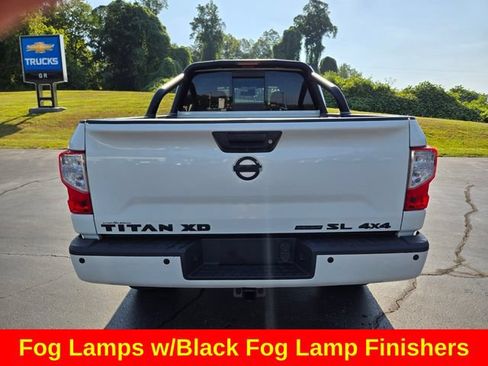 Used 2018 Nissan Titan SL w/ Midnight Edition AWD/4WD image 8