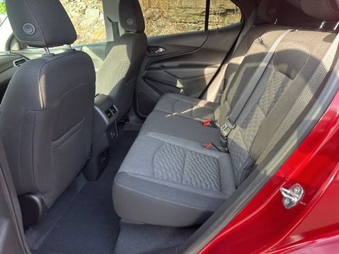 Used 2019 Chevrolet Equinox LT w/ Lights and Bright Package image 11