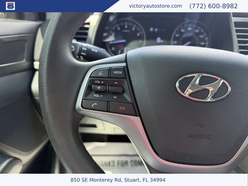 Used 2018 Hyundai Elantra SEL FWD image 14