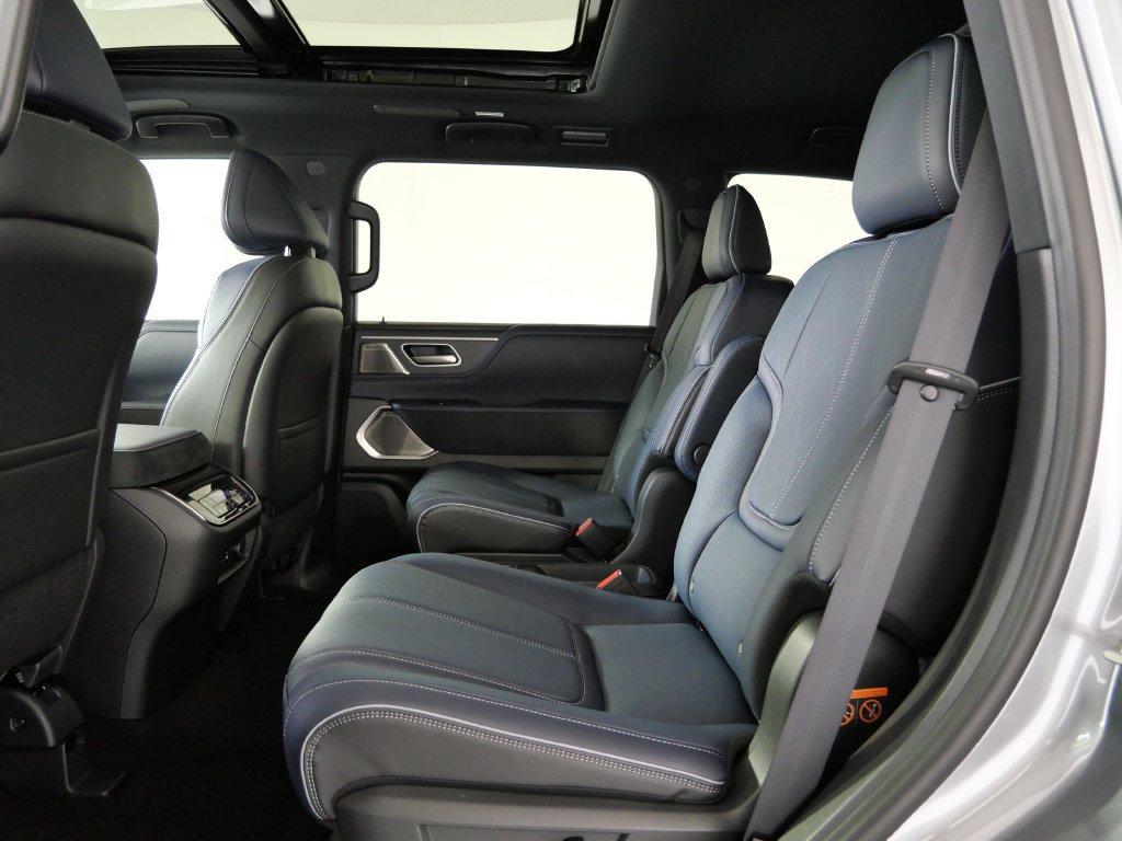 New 2027 INFINITI QX80 Sensory AWD/4WD image 14
