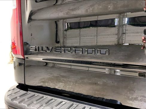 Used 2023 Chevrolet Silverado 1500 LT Trail Boss w/ LPO, Dark Essentials Package AWD/4WD image 39