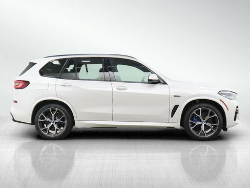 Used 2022 BMW X5 xDrive45e w/ M Sport Package AWD/4WD image 6