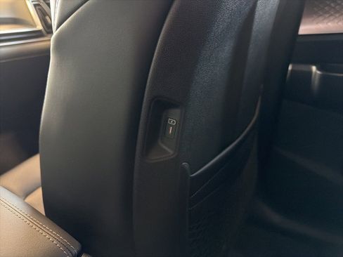 New 2026 Kia Sorento EX image 25