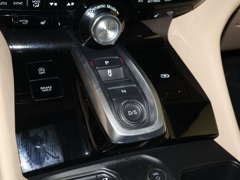 Certified 2023 Acura MDX SH-AWD w/ Technology Package image 30