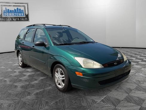 Used 2000 Ford Focus SE FWD image 4