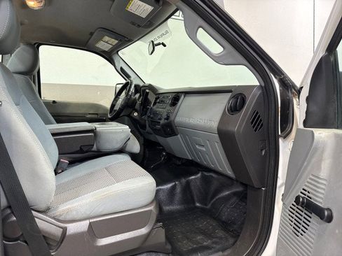 Used 2016 Ford F350 XL image 43